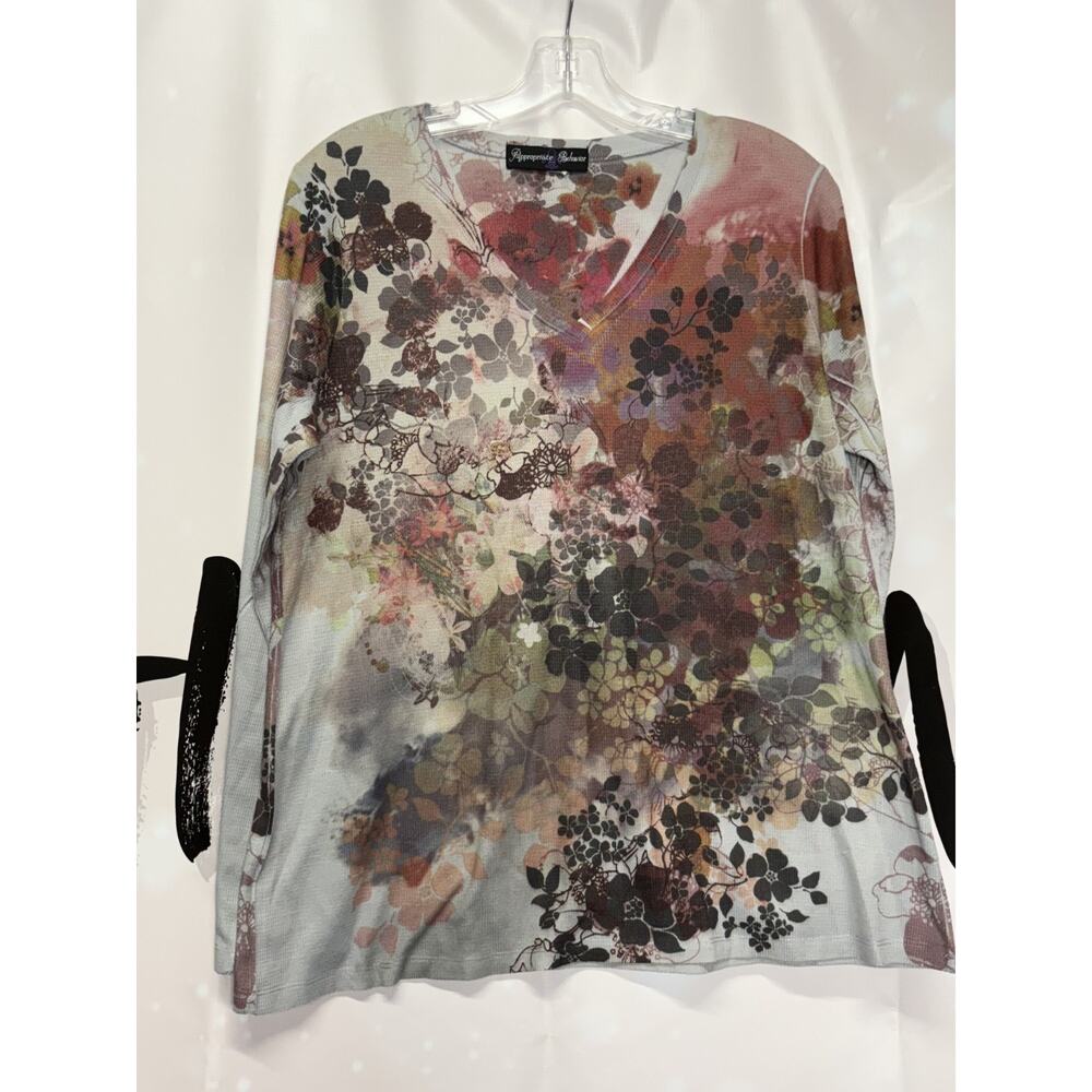 Y2K Floral Sublimation Waffle Knit LS Tee V Neck‎ Grey Fairy Boho Romance Large